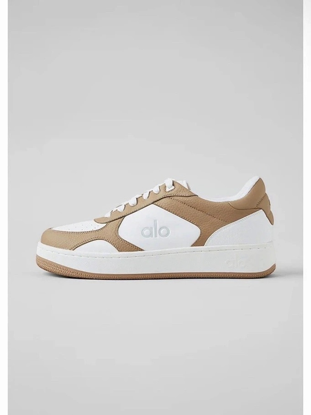 Alo Recovery Mode Sneaker Sneakers in White & Brown Like New